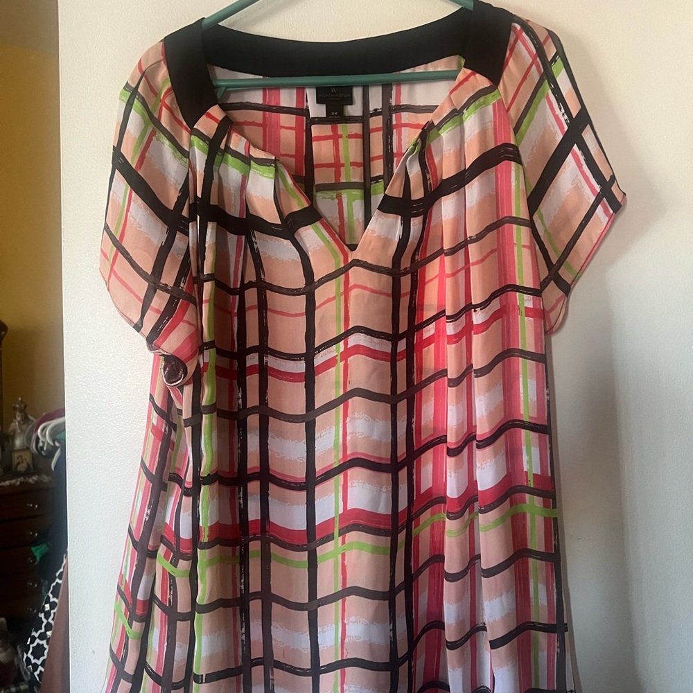 Worthington Pink and White Short Sleeve Blouse